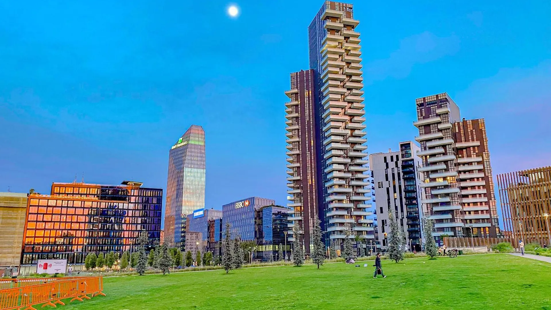 Gioia 67 Suite - 5 Min Dalla Stazione Milan Apartment